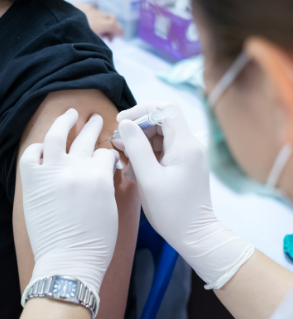 Calendrier des vaccinations 2021 : quels sont les vaccins obligatoires ?