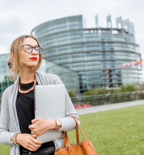 Parlement européen :  les candidatures pour les stages Schuman sont ouvertes !