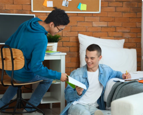 Logement étudiant : comment le conserver cet été ?