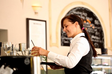 CAP commercialisation et services en hôtel-café-restaurant